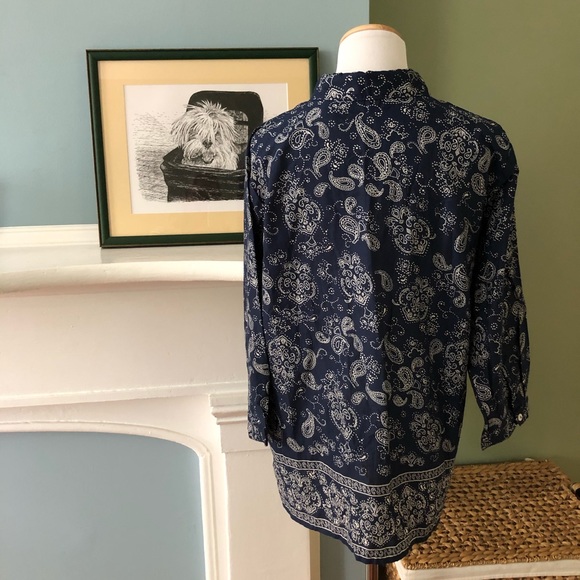 Citicraze Navy Paisley Button-Up Blouse - Picture 5 of 11